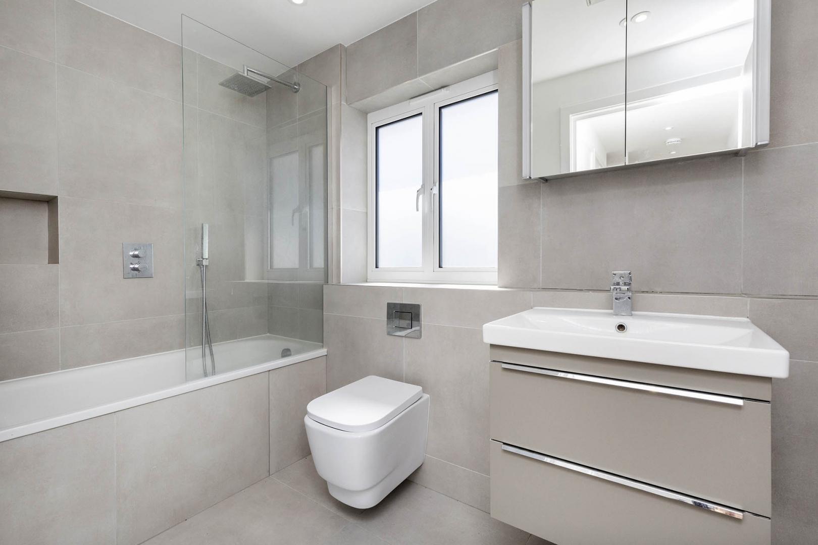 Modern Apartment Maresfield Gardens, Hampstead